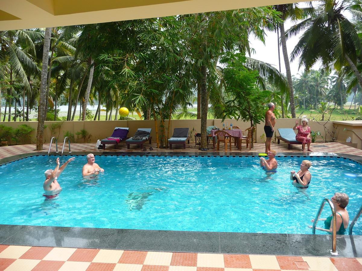 Ganesh Ayurveda Holiday Home Bed And Breakfast Kovalam Exterior foto