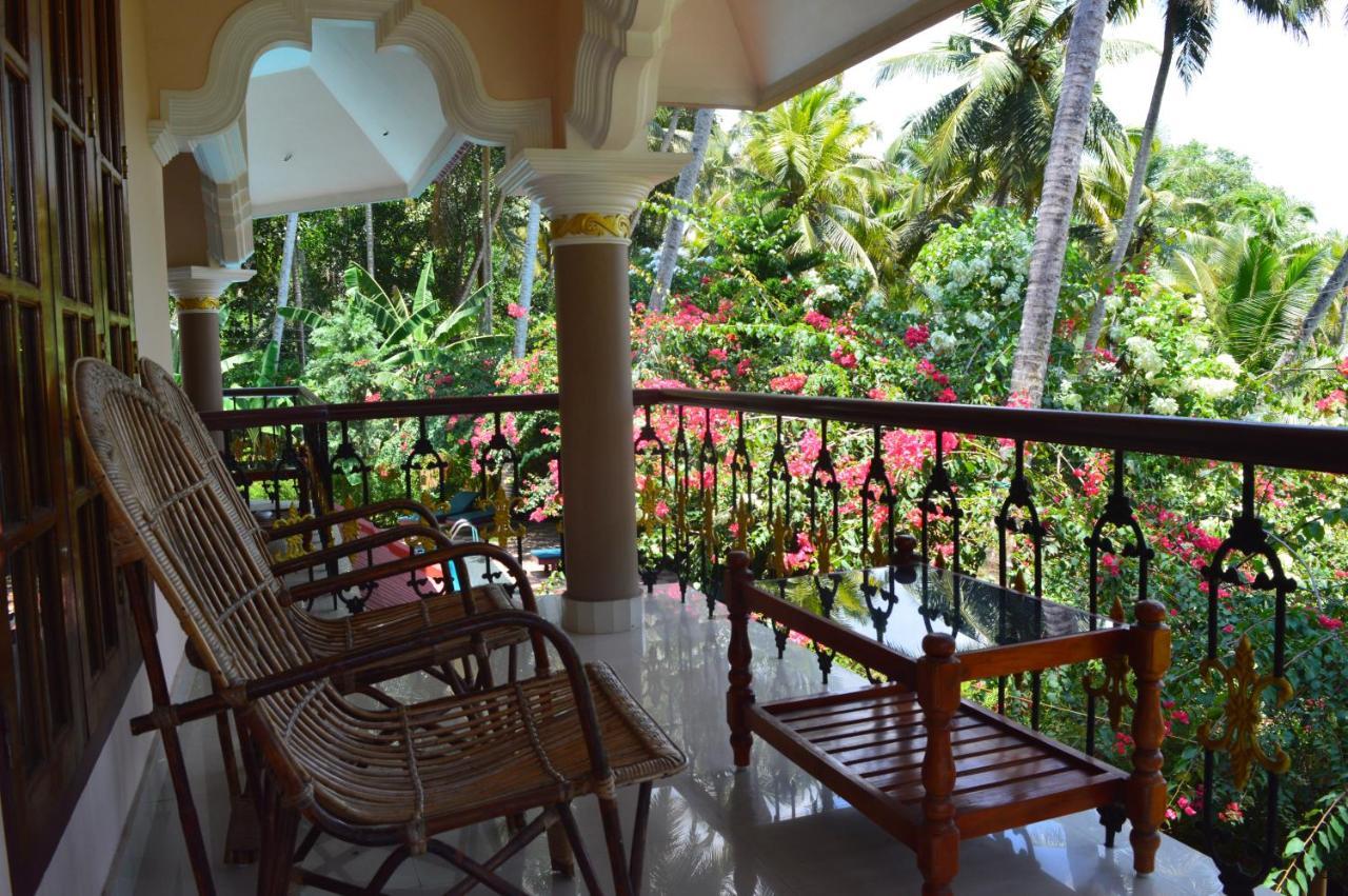 Ganesh Ayurveda Holiday Home Bed And Breakfast Kovalam Exterior foto