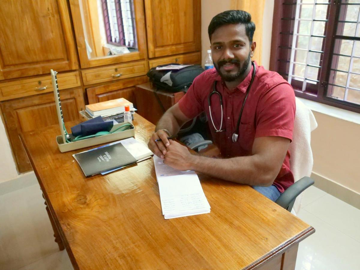 Ganesh Ayurveda Holiday Home Bed And Breakfast Kovalam Exterior foto
